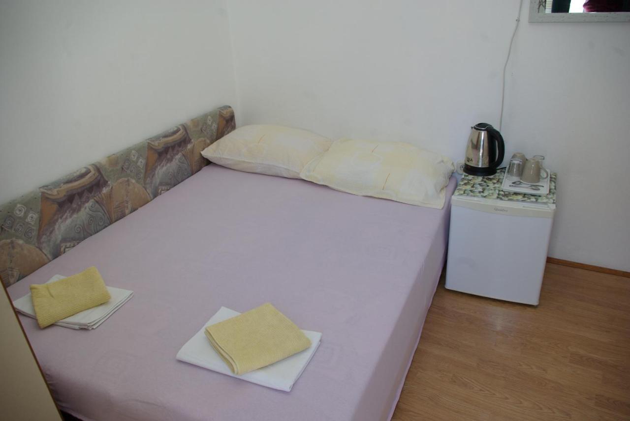 Rooms Tia Baška Voda Extérieur photo