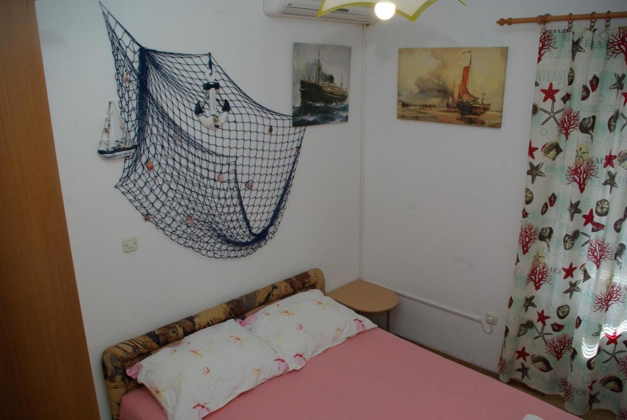 Rooms Tia Baška Voda Extérieur photo