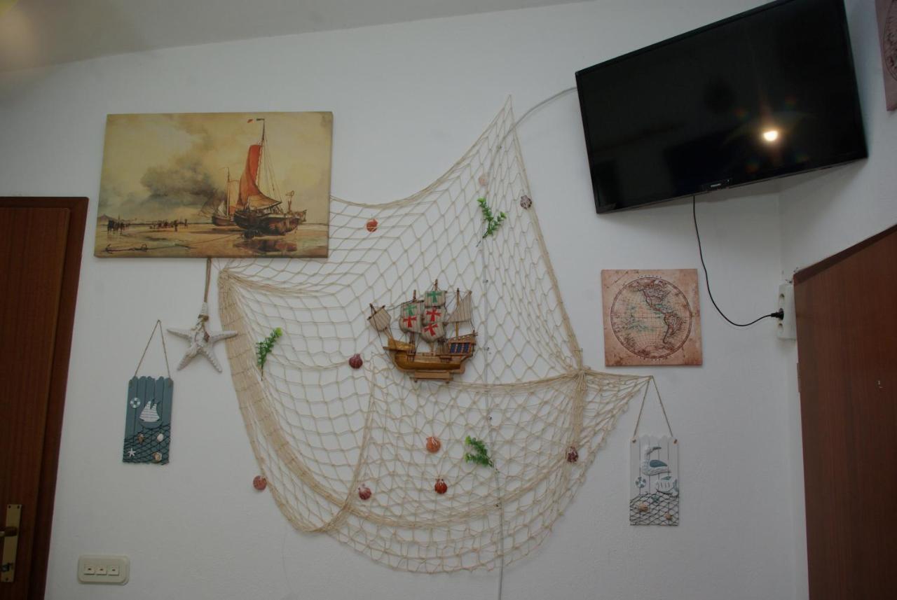 Rooms Tia Baška Voda Extérieur photo