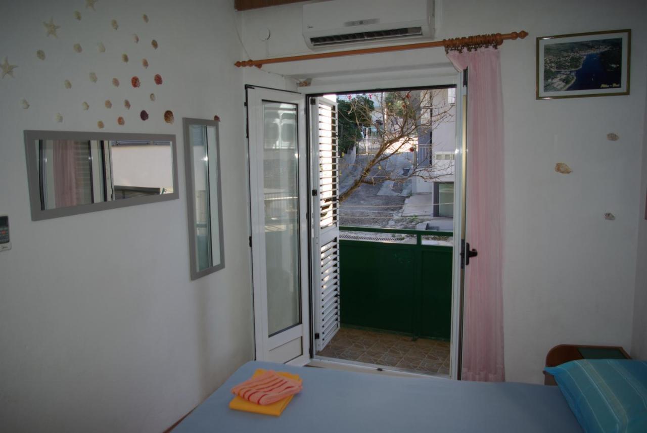 Rooms Tia Baška Voda Extérieur photo