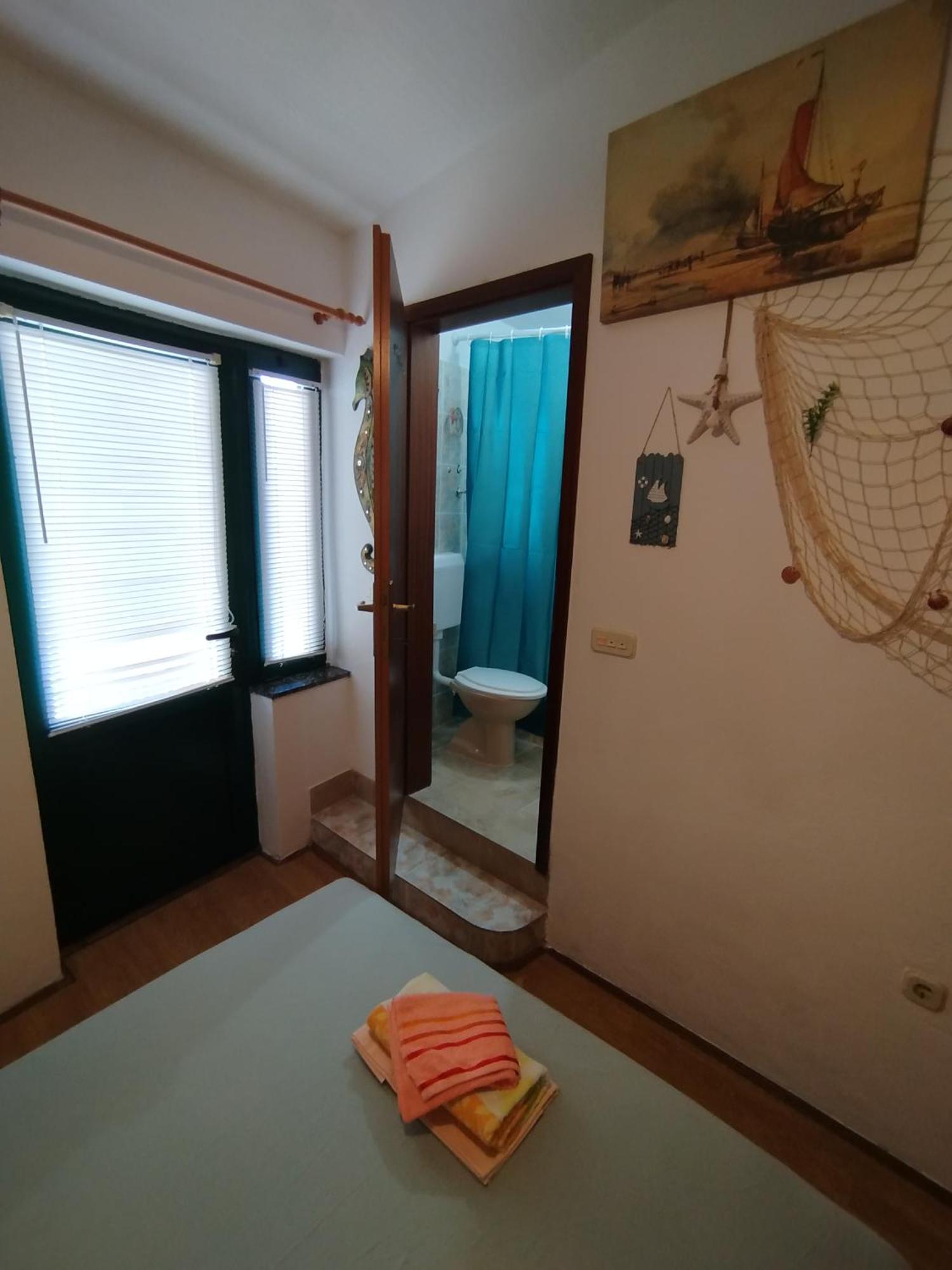 Rooms Tia Baška Voda Chambre photo